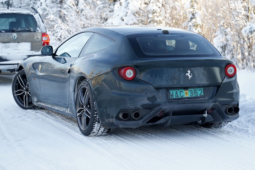 Erwischt: Erlkönig Ferrari FF Facelift