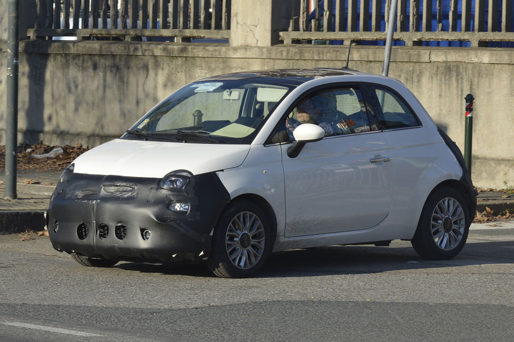 Erwischt: Erlkönig Fiat 500 Facelift