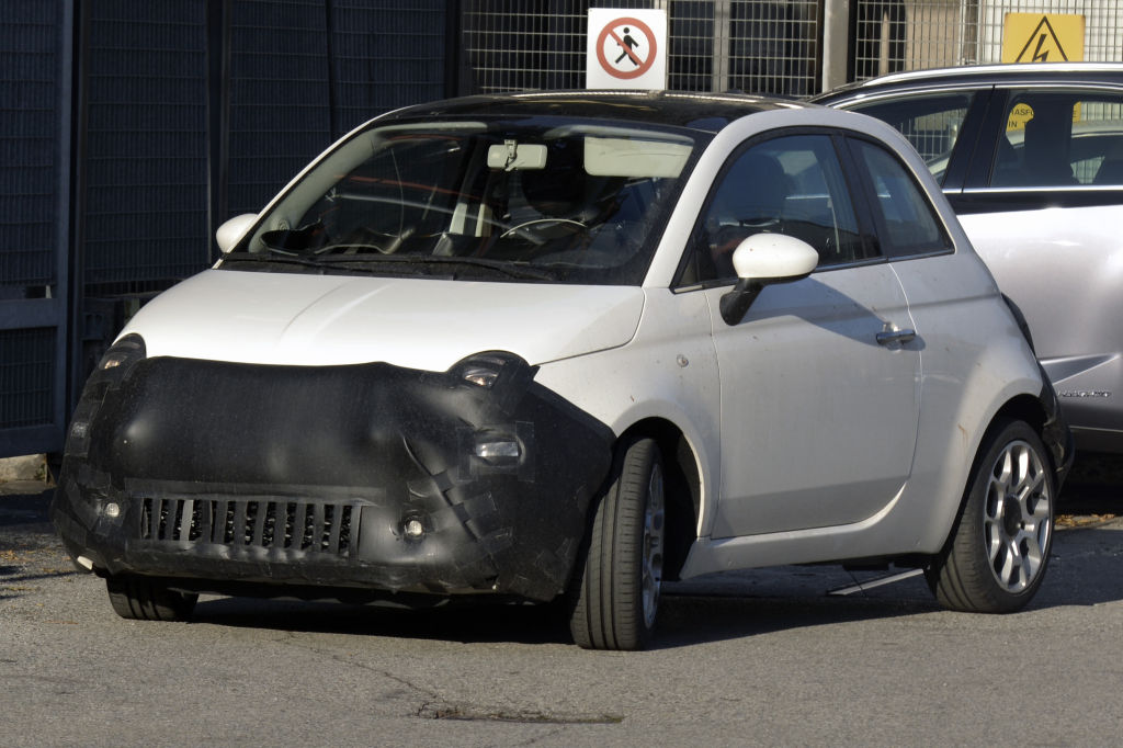 Erwischt: Erlkönig Fiat 500 Facelift