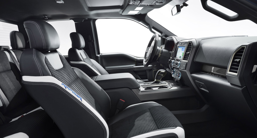 Detroit 2015: Ford F-150 Raptor speckt ab
