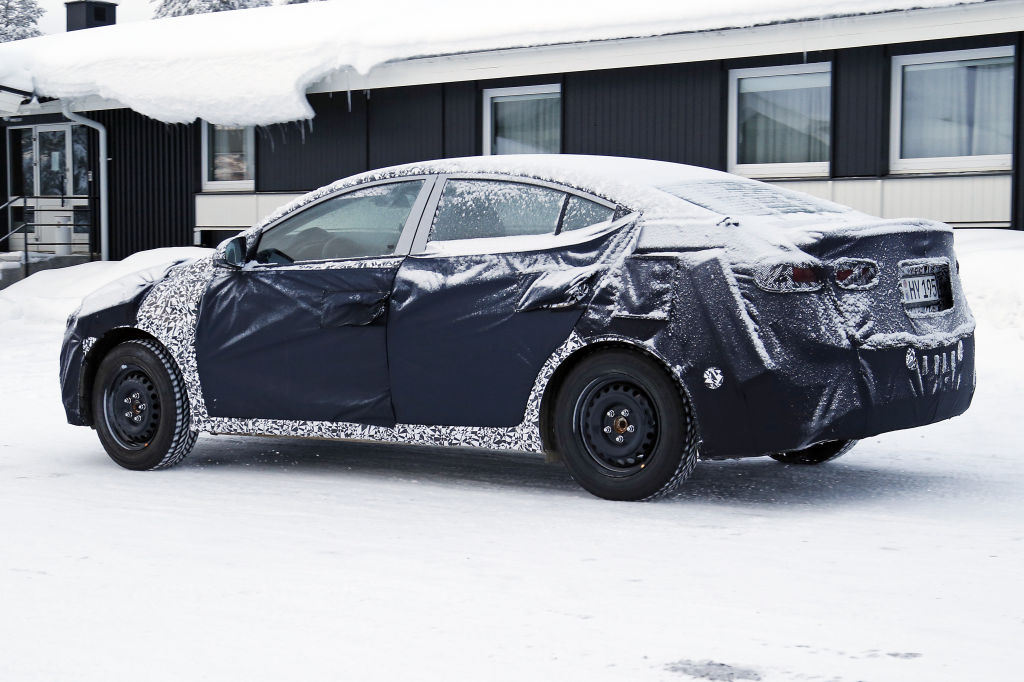 Erwischt: Erlkönig Hyundai Elantra