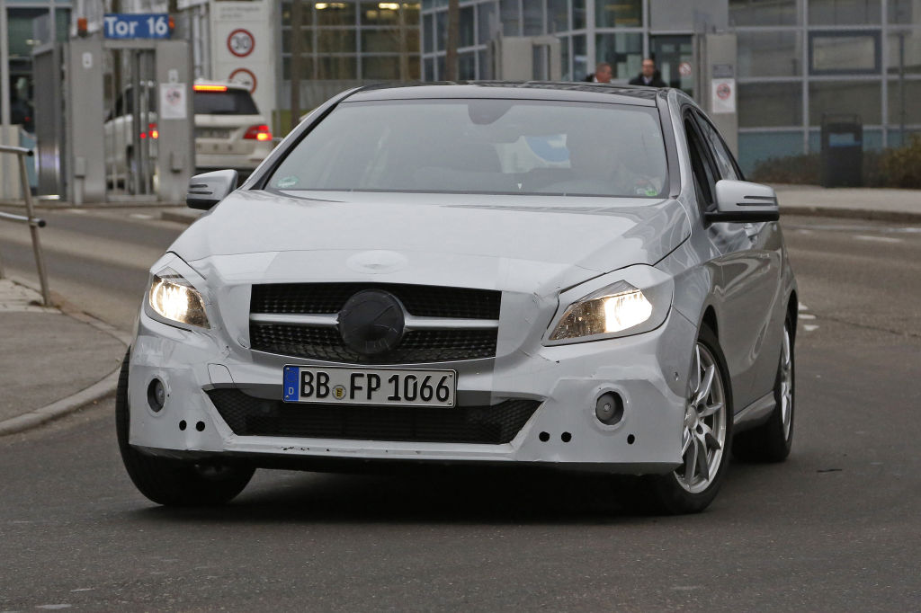 Erwischt: Erlkönig Mercedes-Benz A-Klasse Facelift