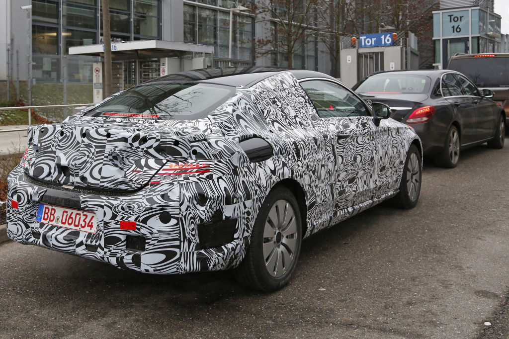 Erwischt: Erlkönig C-Klasse Coupé