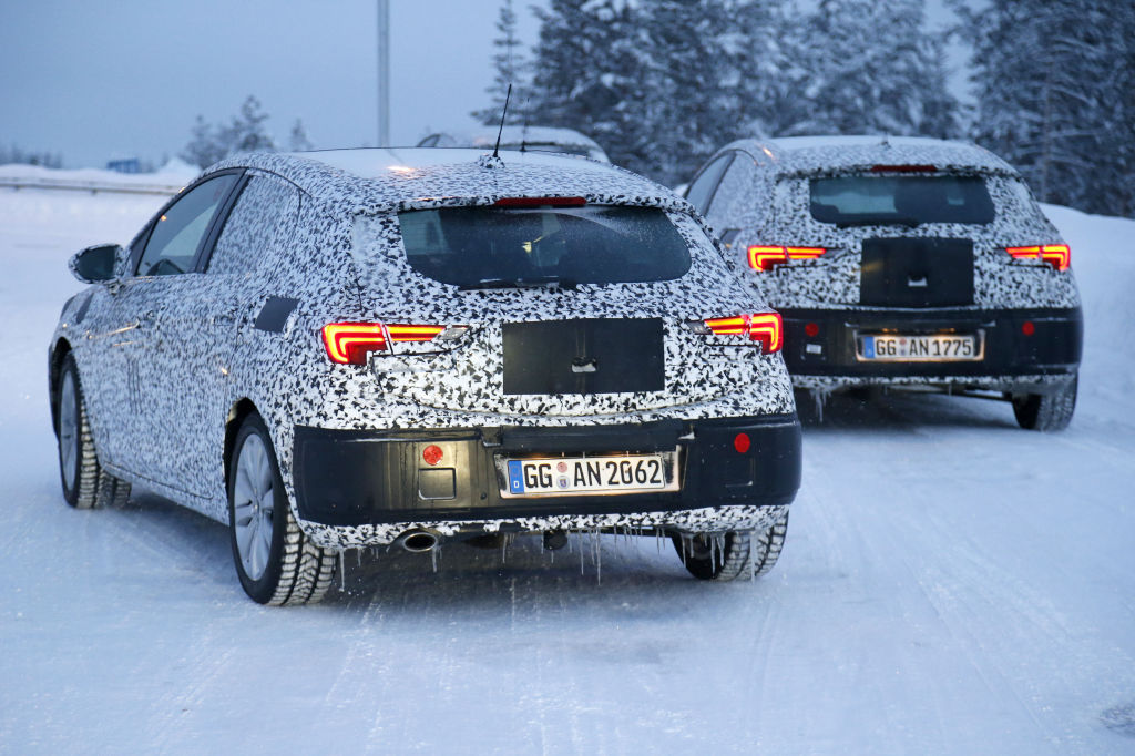 Erwischt: Erlkönig Opel Astra - Der Staub muss weg