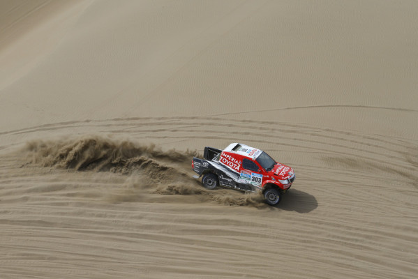 Dakar 2015: Fünf Mini in den Top Ten