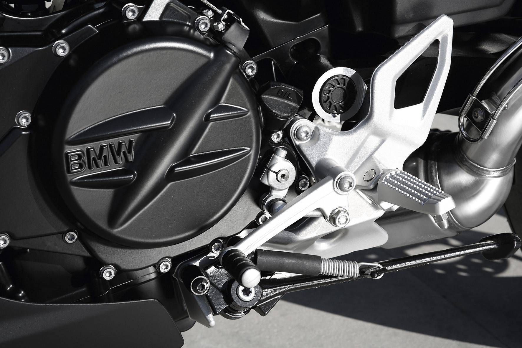 Fahrbericht BMW F 800 R: Kurvenräuber nicht nur für Stunt-Profis