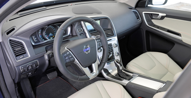 mid Düsseldorf - Edel: Im Innenraum des Volvo XC6
