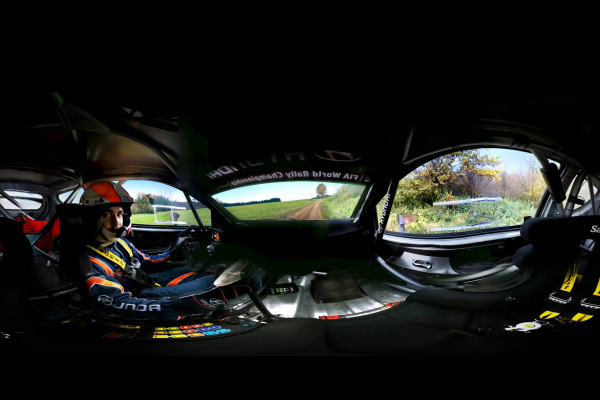 Hyundai holt die Rallye-WM aufs Handy