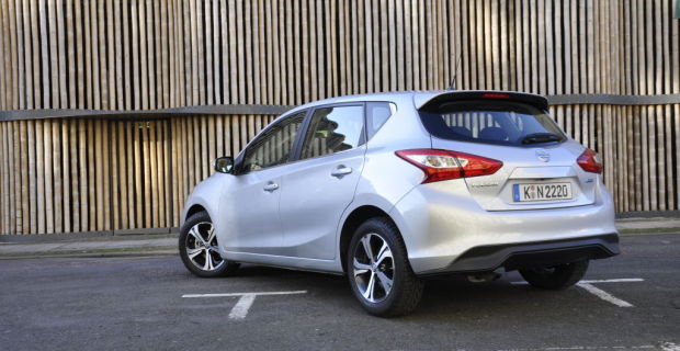 … große Experimente wie etwa beim Juke hat hat man jedoch nicht gewagt. Der Nissan Pulsar ist dadurch zwar keine Schönheit geworden, dürfte jedoch deutlich kompatibler für die Massen sein als sein froschgesichtiger Verwandter Crossover.