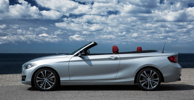 Cabriolets haben bei BMW Tradition. Seit dem ersten offenen Dreier, einem Gegenentwurf zum gediegenen Saab 900 Cabriolet, haben die Münchner nichts unversucht gelassen, die Kunden mit offenen Versuchungen zu verführen.
