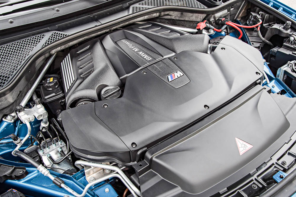 Erste Fahrt im BMW X6 M - Schluß mit lustig
