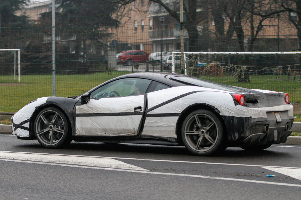 Erwischt: Erlkönig Ferrari 458 M - Neuigkeiten!