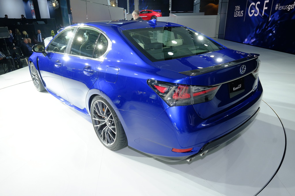 Genf 2015: Drei Premieren bei Lexus