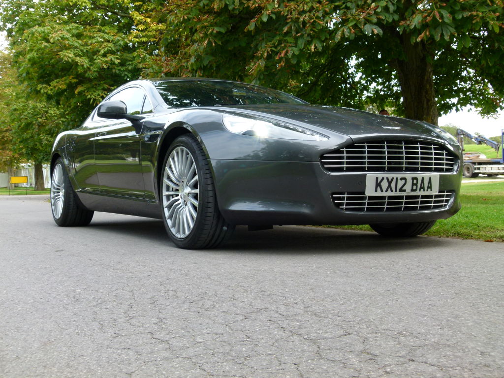 Aston Martin Rapide und DB5 – Fahren wie James Bond