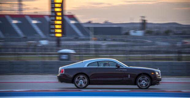 Exklusiv: Rolls-Royce auf der Rennstrecke erwischt