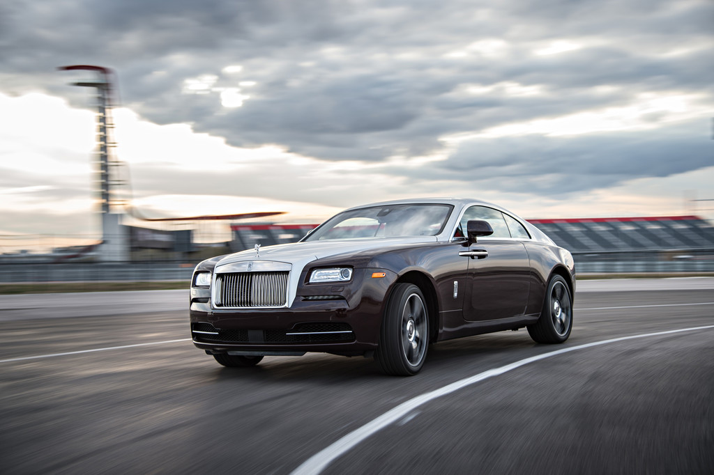 Exklusiv: Rolls-Royce auf der Rennstrecke erwischt