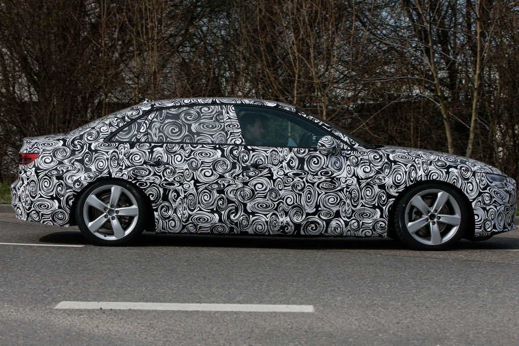 Erwischt: Erlkönig Audi A4