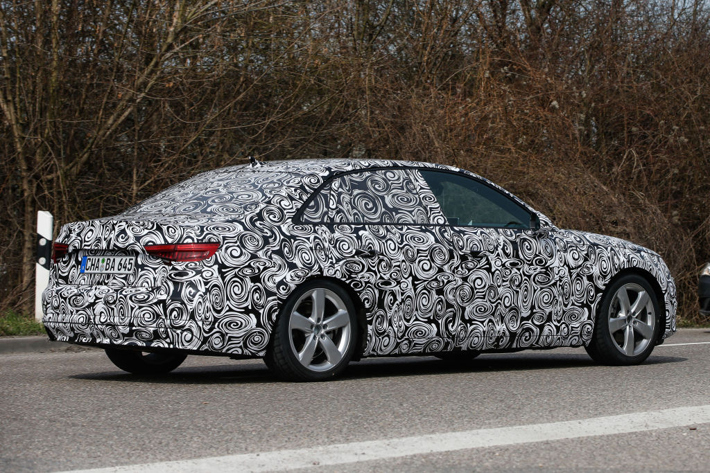 Erwischt: Erlkönig Audi A4