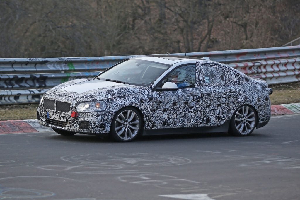 Erwischt: Erlkönig BMW 1er Stufenheck
