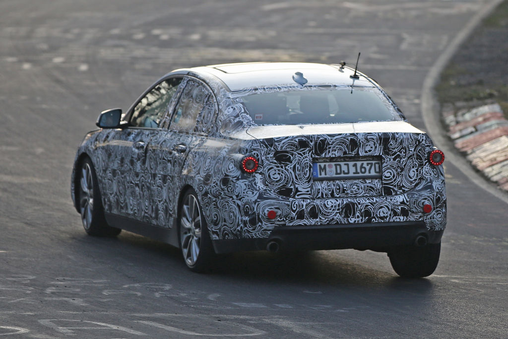 Erwischt: Erlkönig BMW 1er Stufenheck