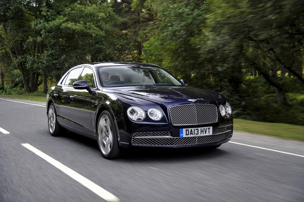 Testbericht Bentley Flying Spur: Die Drohung der Großserie