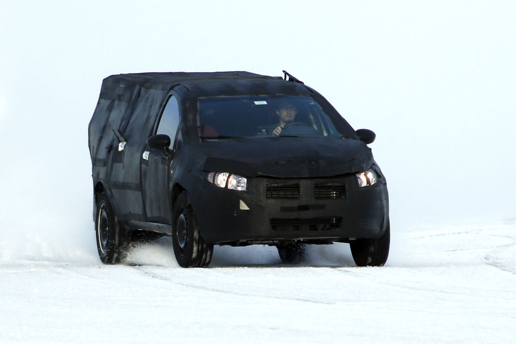 Erwischt: Erlkönig Fiat Strada