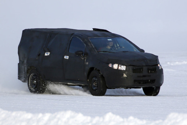 Erwischt: Erlkönig Fiat Strada