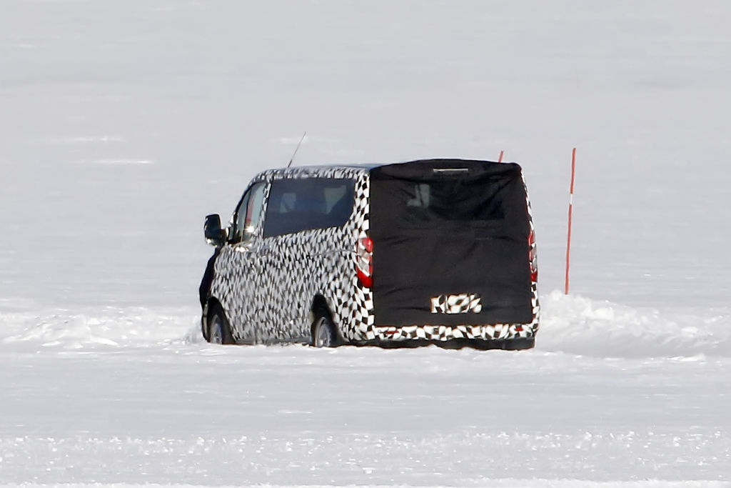 Erwischt: Erlkönig Ford Transit Facelift
