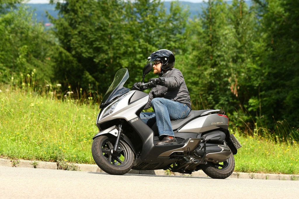 Kymco Downtown 300i für 800 Euro weniger