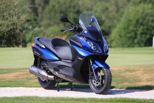 Kymco Downtown 300i für 800 Euro weniger