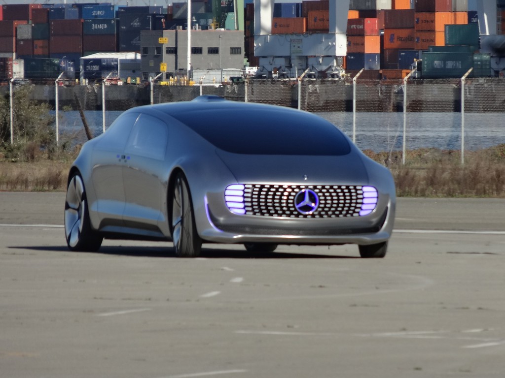 Mercedes-Benz F 015 Luxury in Motion