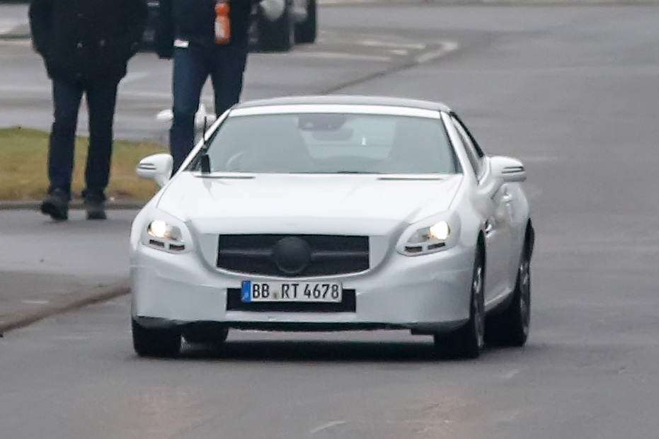 Erwischt: Erlkönig Mercedes-Benz SLK Facelift (SLC)