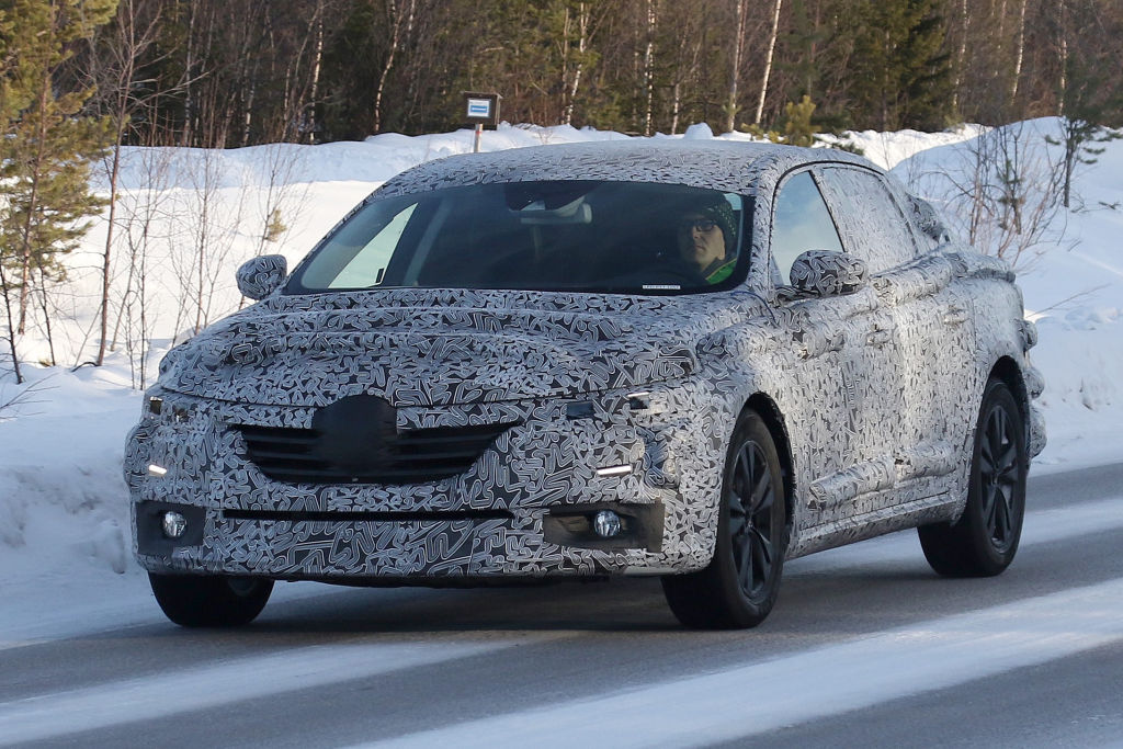 Erwischt: Erlkönig Renault Laguna