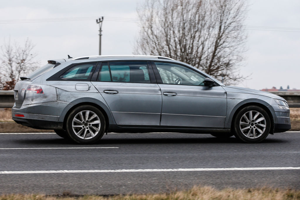 Erwischt: Erlkönig Skoda Superb Kombi
