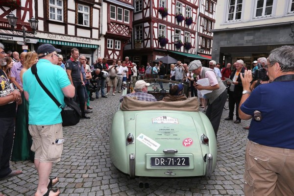 AvD Heldentour endet auf Schloss Dyck