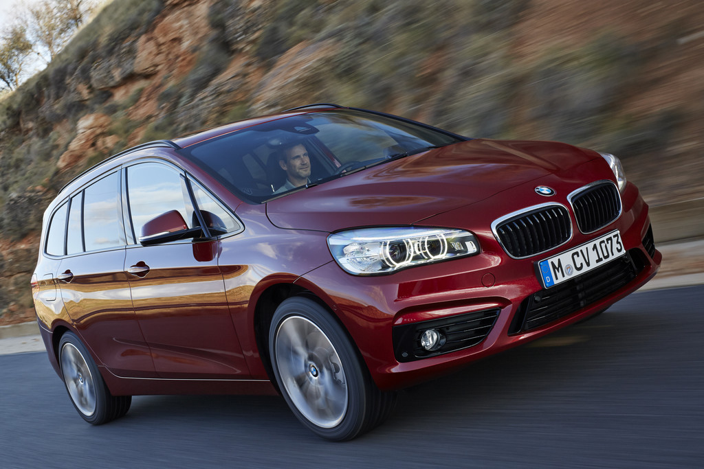 Shanghai 2015: BMW feiert X5 xDrive40e-Weltpremiere