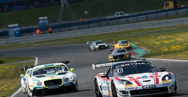 ADAC GT Masters: Porsche und Bentley jubeln beim Saisonauftakt