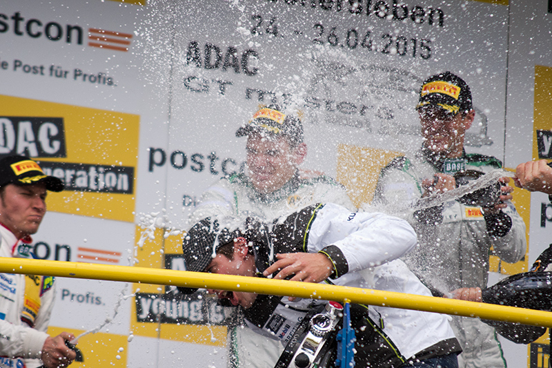 ADAC GT Masters: Porsche und Bentley jubeln beim Saisonauftakt