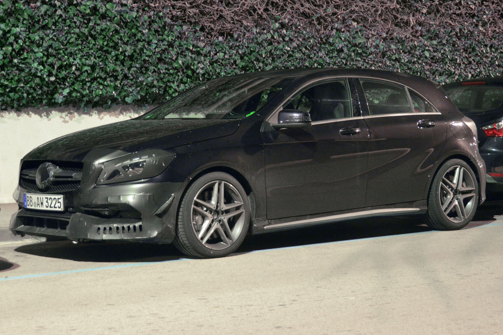 Erwischt: Mercedes A45 AMG Facelift