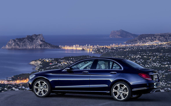 Neuer Einstieg in die Mercedes-Benz C-Klasse