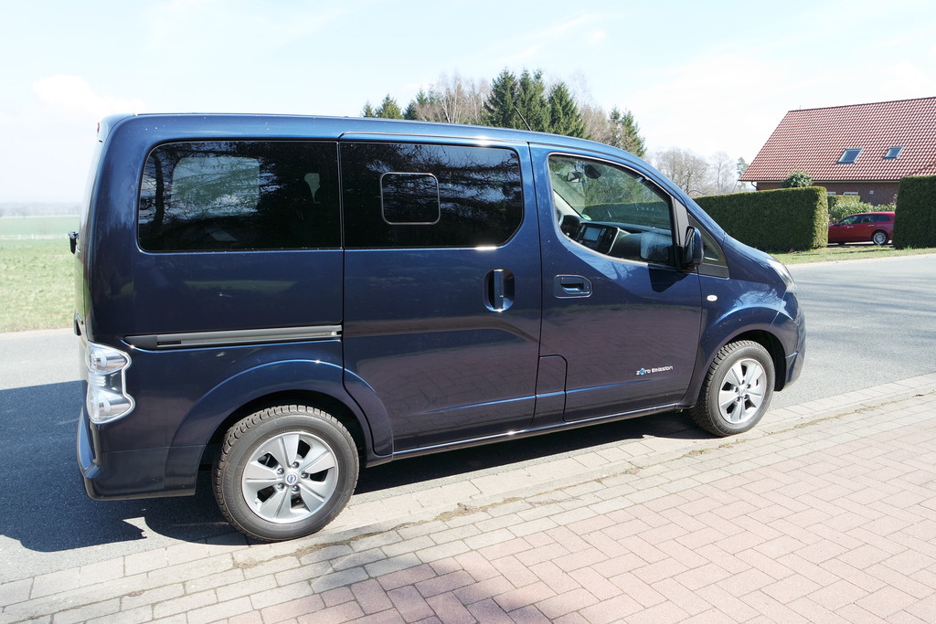 Erste Fahrt im Nissan e-NV200 Evalia - Der piept wohl