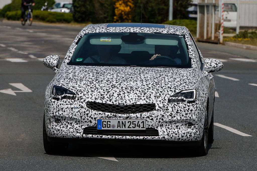 Erlkönig Opel Astra K
