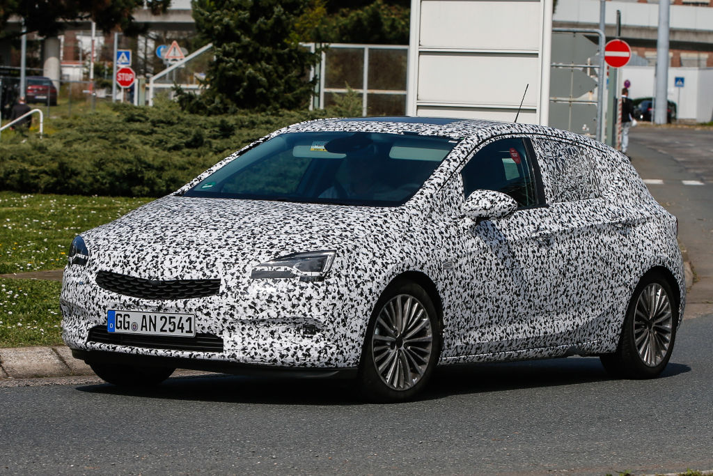Erlkönig Opel Astra K