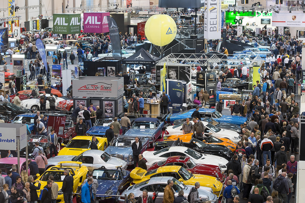 Techno-Classica begeisterte rund 190.000 Automobilfans