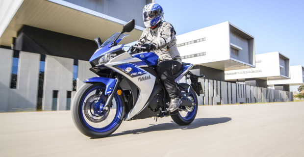 Erste Fahrt auf der Yamaha YZF-R3: The Missing Link