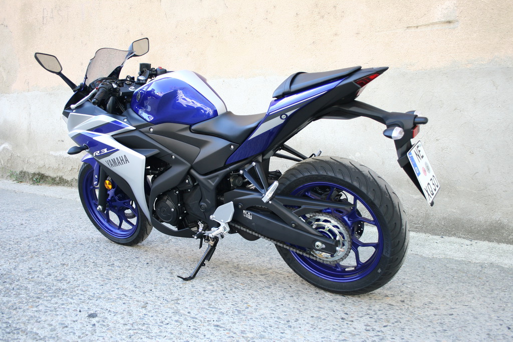 Erste Fahrt auf der Yamaha YZF-R3: The Missing Link
