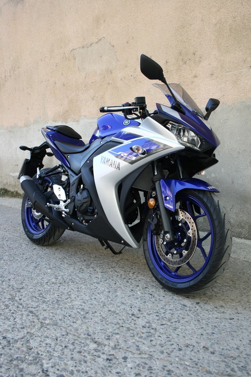Erste Fahrt auf der Yamaha YZF-R3: The Missing Link