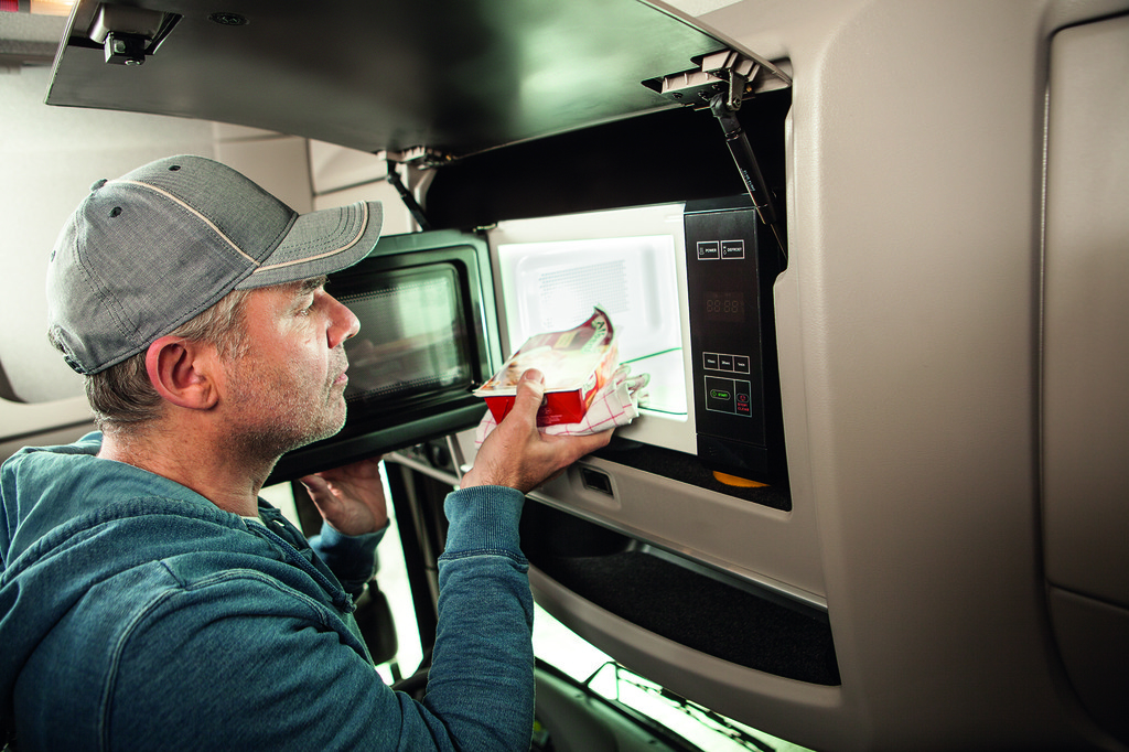 Dometic bringt Lkw-Mikrowelle