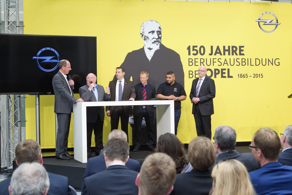 Ausbildung: Opel feiert mit Bundesarbeitsministerin Nahles und Norbert Blüm