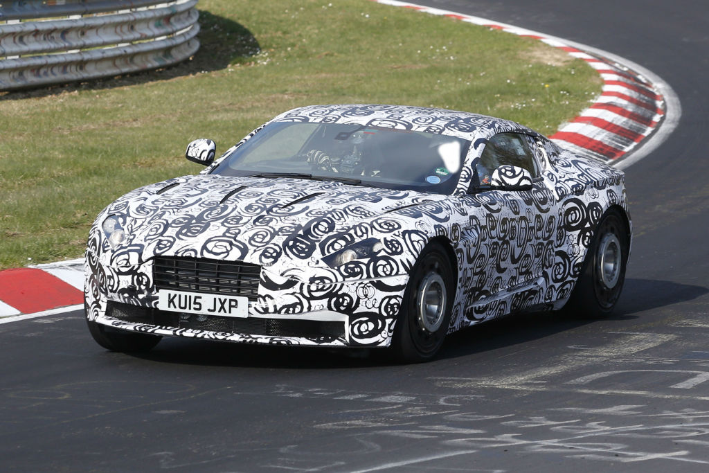 Erwischt: Erlkönig Aston Martin DB 11